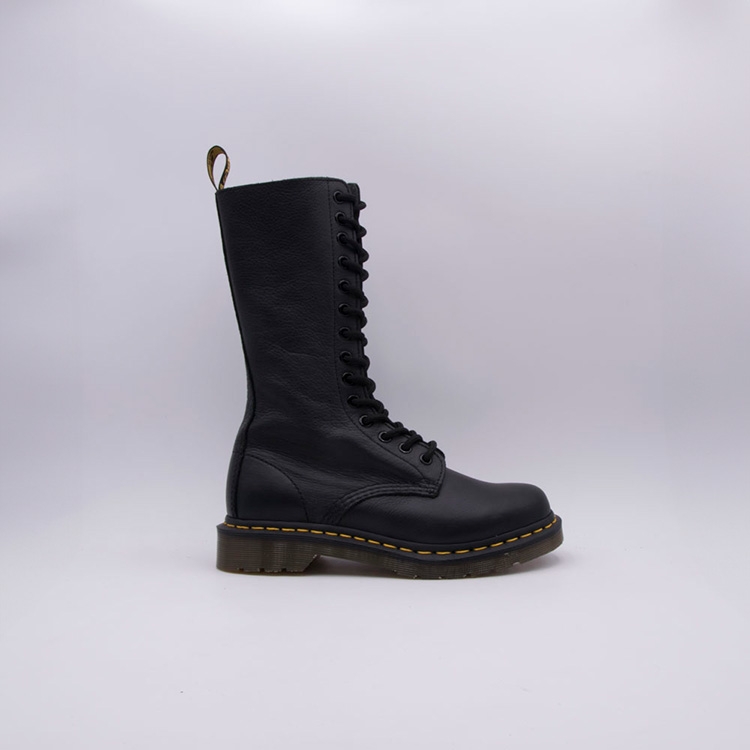 DR MARTENS 1B99