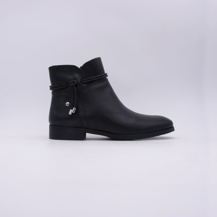 PIKOLINOS W4D 8908 BLACK