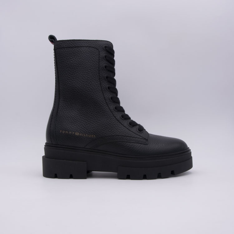 TOMMY HILFIGER MONOCHROMATIC LACE UP BOOT